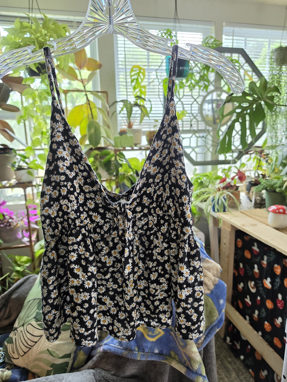 Hurley Black Daisy Print Tie-Front Tank